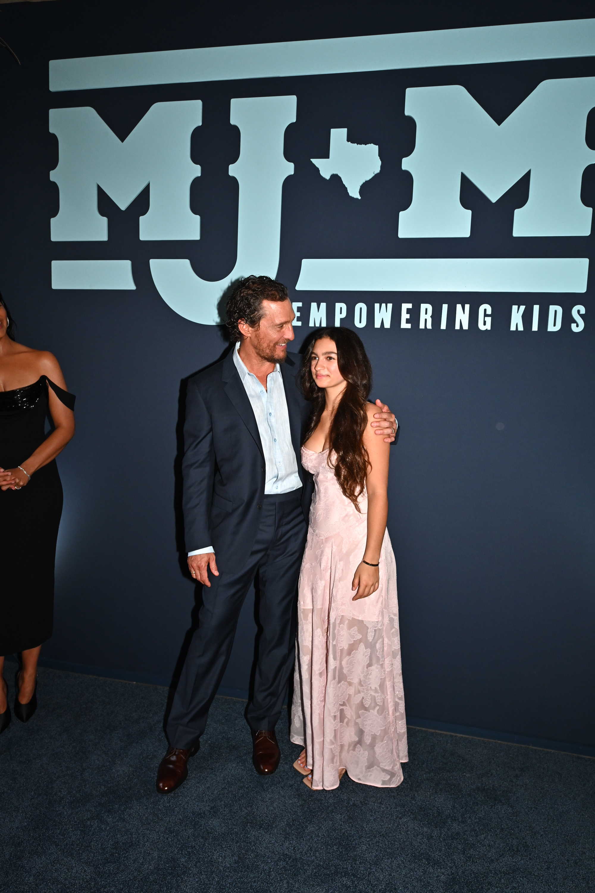 Matthew McConaughey and his daughter Vida attend the Mack, Jack & McConaughey Gala on April 25, 2024, in Austin, Texas. | Source: Getty Images