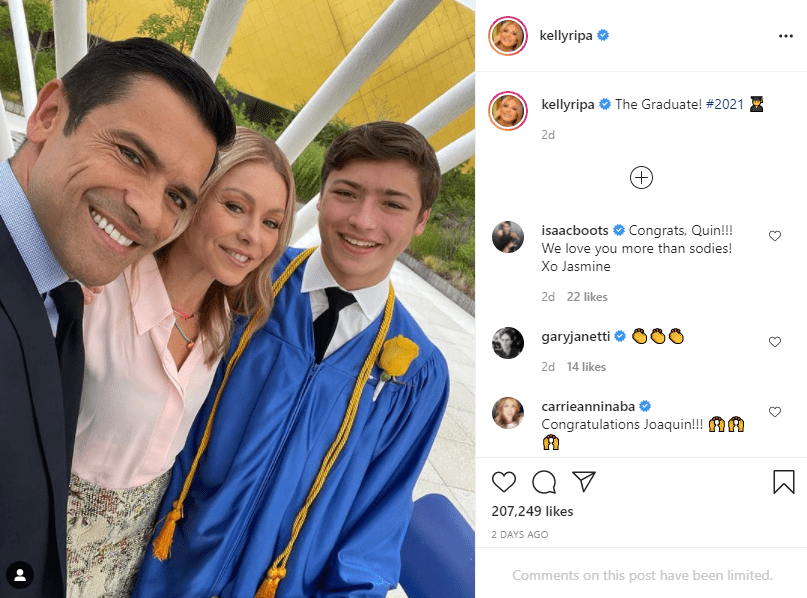 Mark Conseulos, Kelly Ripa, and their son, Joaquin, pictured at Joaquin's high school graduation. | Photo: Instagram/kellyripa