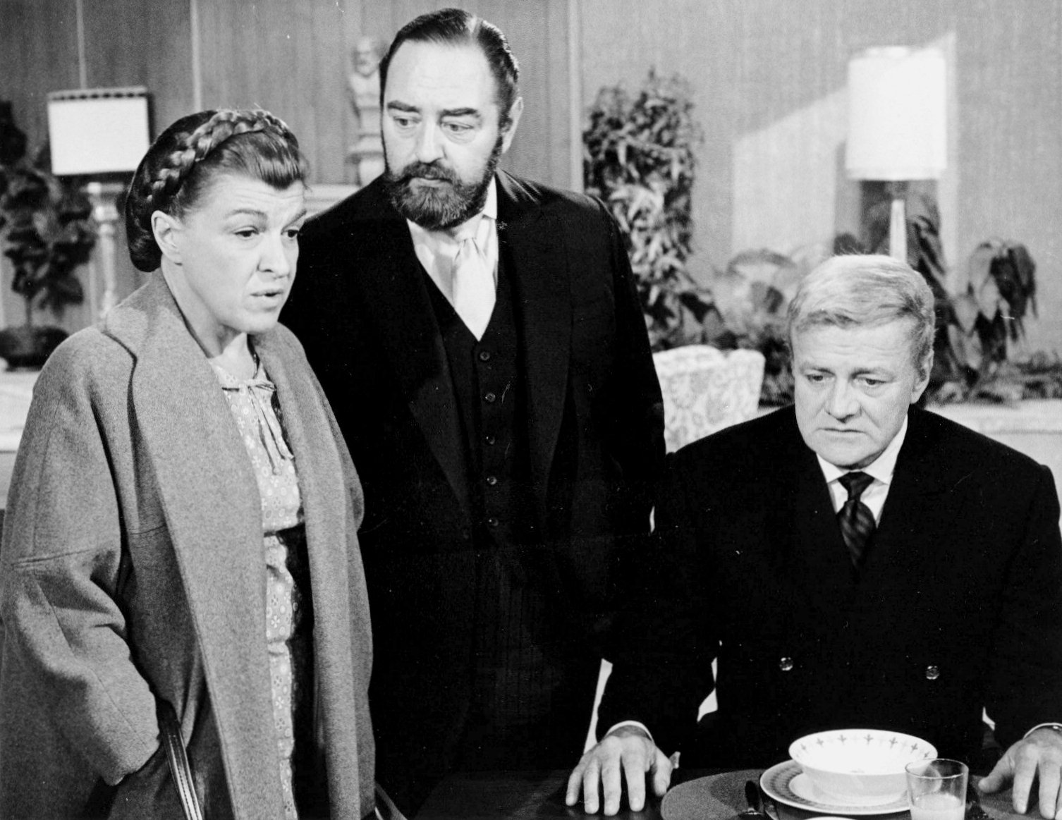Actors Sebastian Cabot, Brian Keith and actress Nancy Walker in a 1970 promotional photograph for the CBS Television series Family Affair. | Source: Wikimedia Commons.