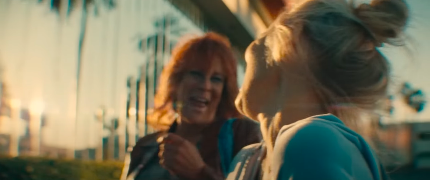 Jamie Lee Curtis and Pamela Anderson as Shelley and Annette, respectively. | Source: YouTube/RoadsideFlix