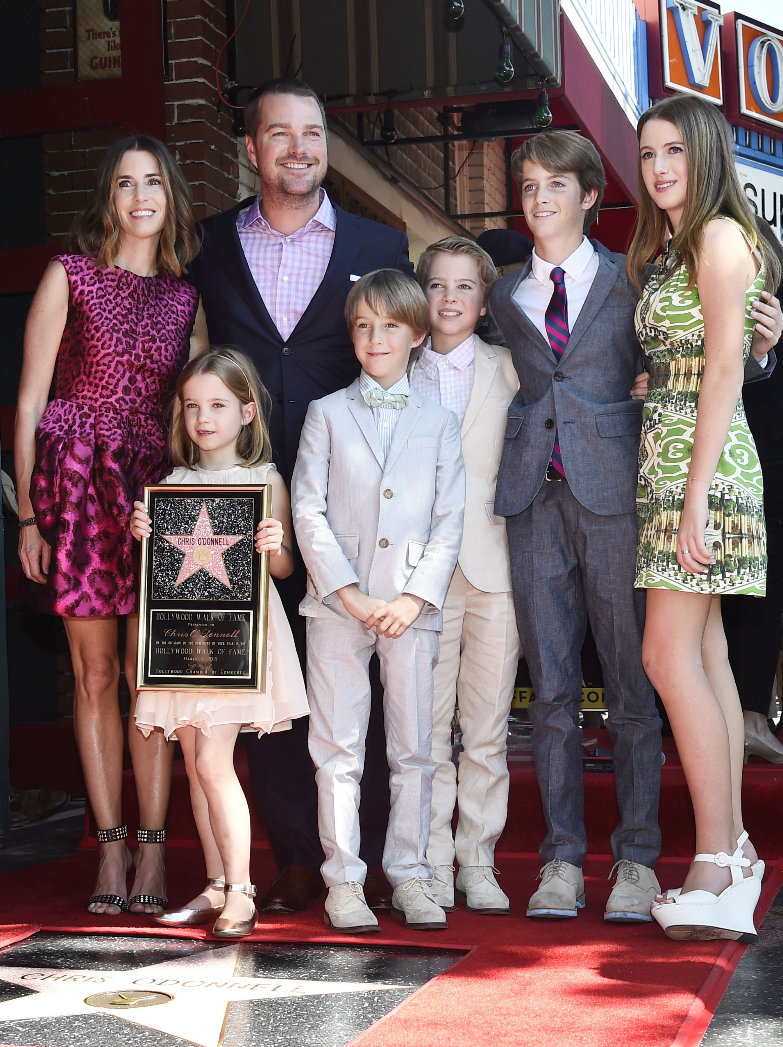 Chris O'Donnell with his wife and children attend the ceremony to unveil O'Donnell's star on the Hollywood Walk of Fame on March 5, 2015 in Hollywood, California | Source: Getty Images 