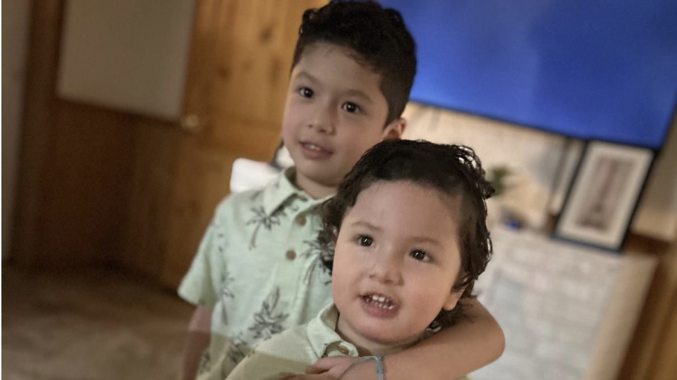 Andrea Banuelos-Salazar's two little sons are seen in a photo shared on the fundraising page | Source: Gofundme