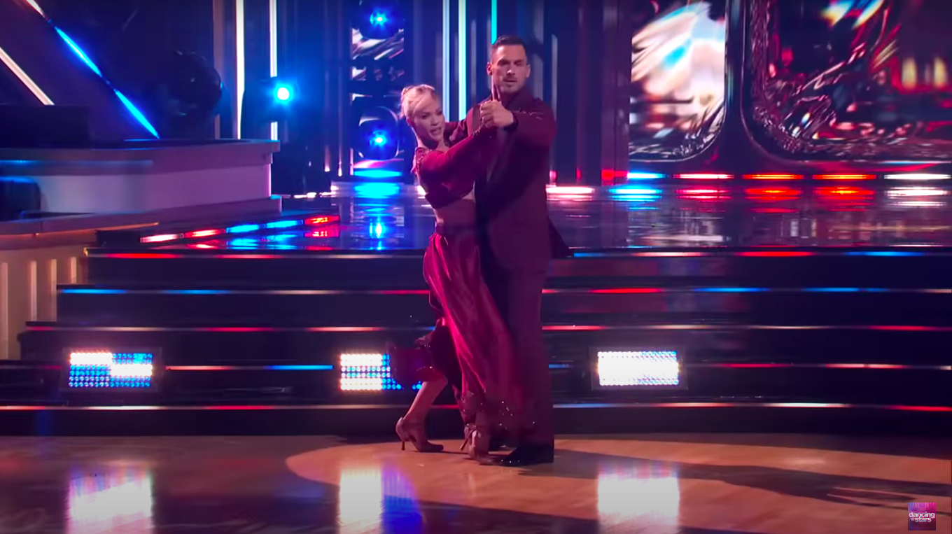 Witney Carson and Danny Amendola. | Source: YouTube/Dancing With The Stars