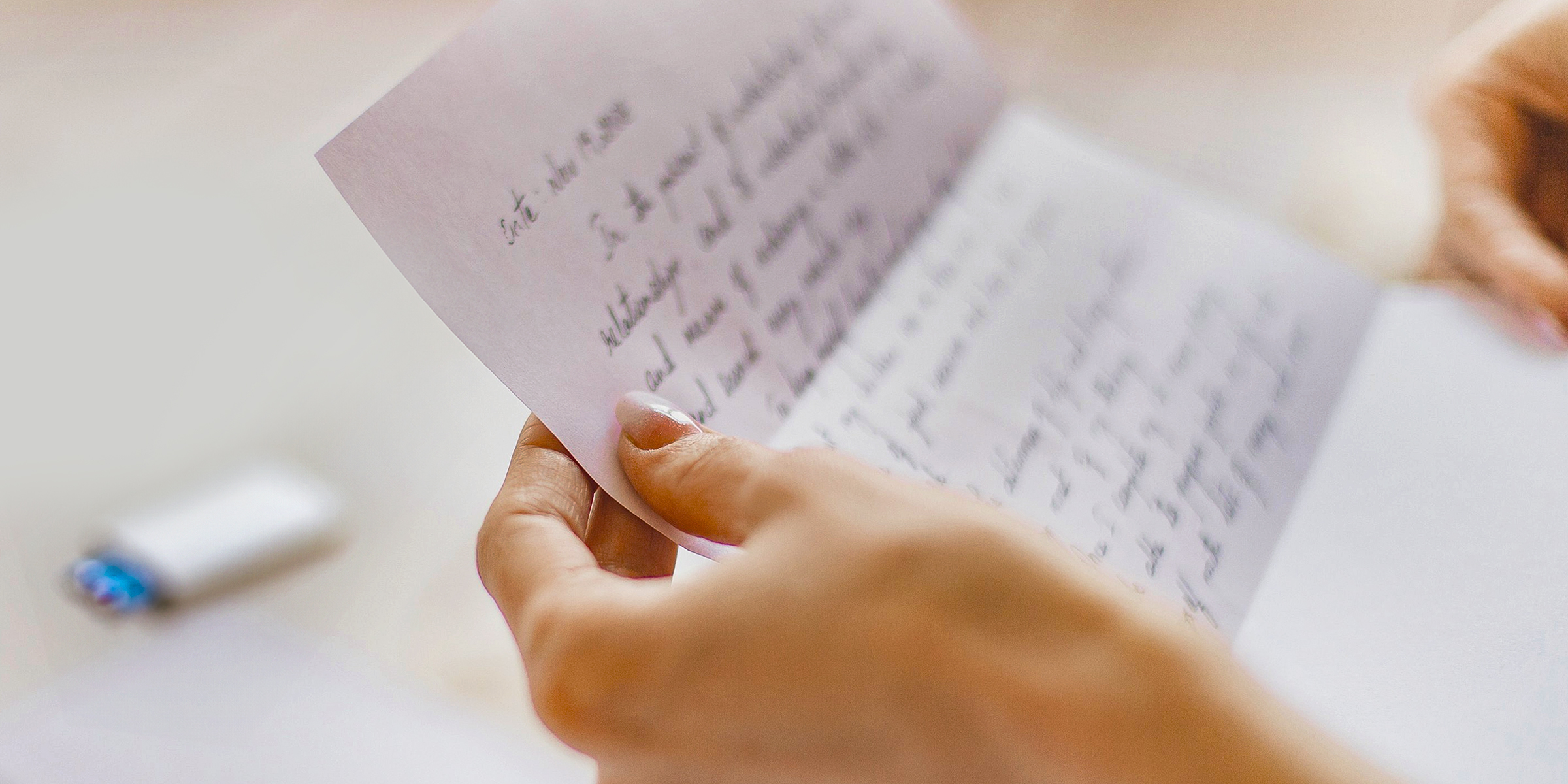 A handwritten note | Source: Shutterstock
