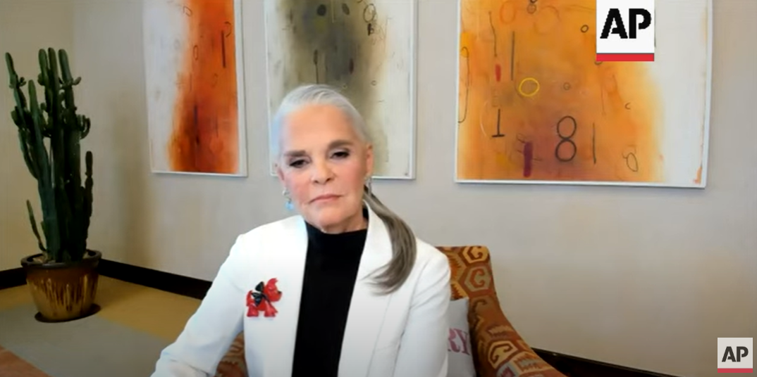 Ali MacGraw sitting down for an AP Archive interview in her Tesuque, Santa Fe house on February 12, 2021 | Source: YouTube/AP Archive