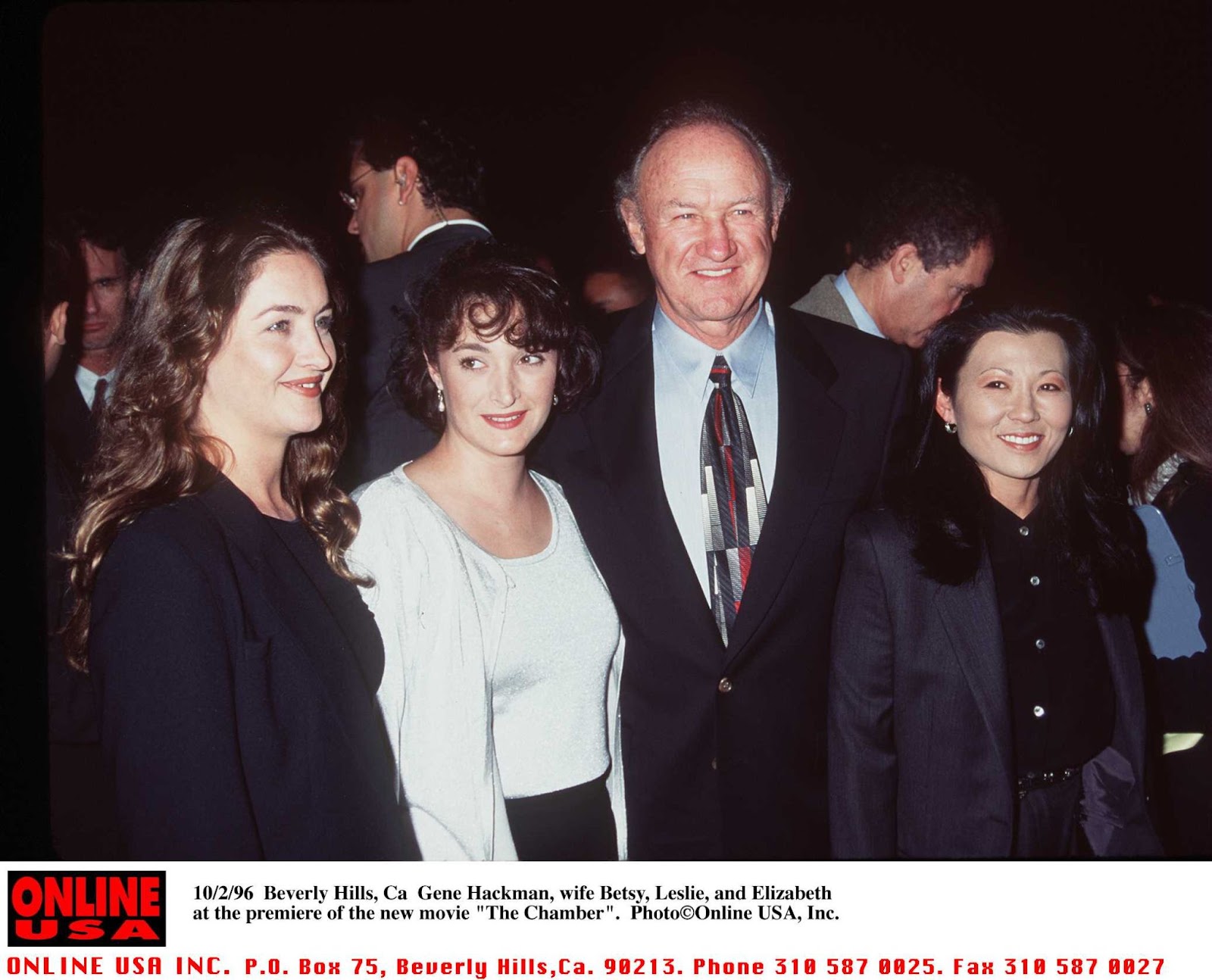 Gene, Betsy, Leslie, and Elizabeth Hackman at the premiere of "The Chamber" in Beverly Hills, California, on October 2, 1996 | Source: Getty Images