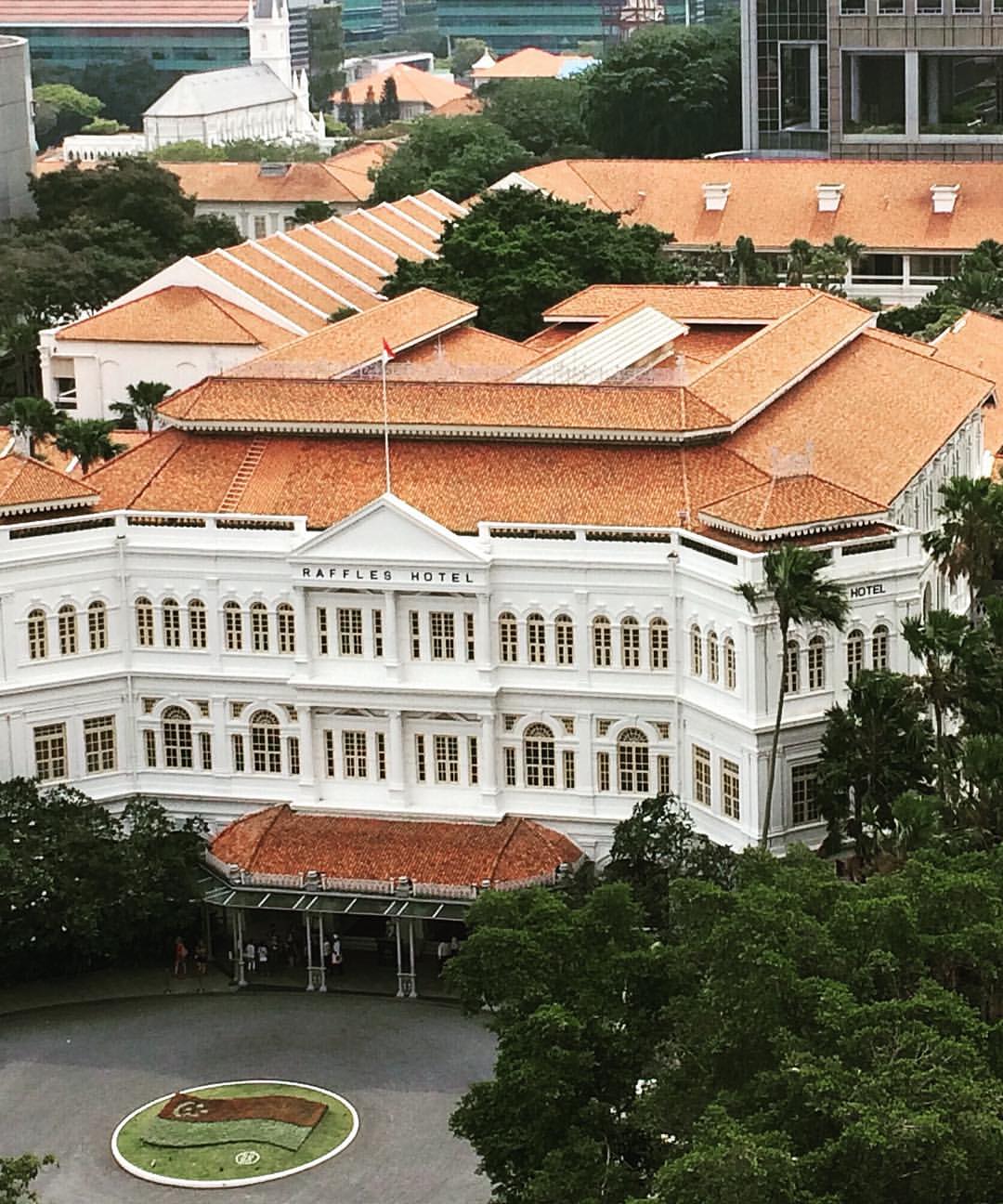 Image Credits: Instagram/raffleshotelsingapore Image Credits: Instagram/raffleshotelsingapore
