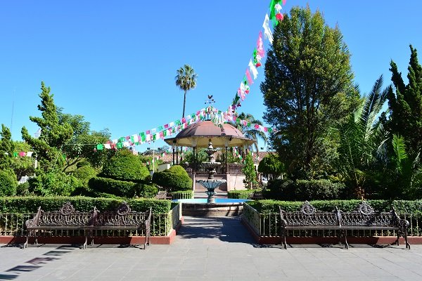 Plaza de Tangamandapio. | Foto: Shutterstock Plaza de Tangamandapio. | Foto: Shutterstock