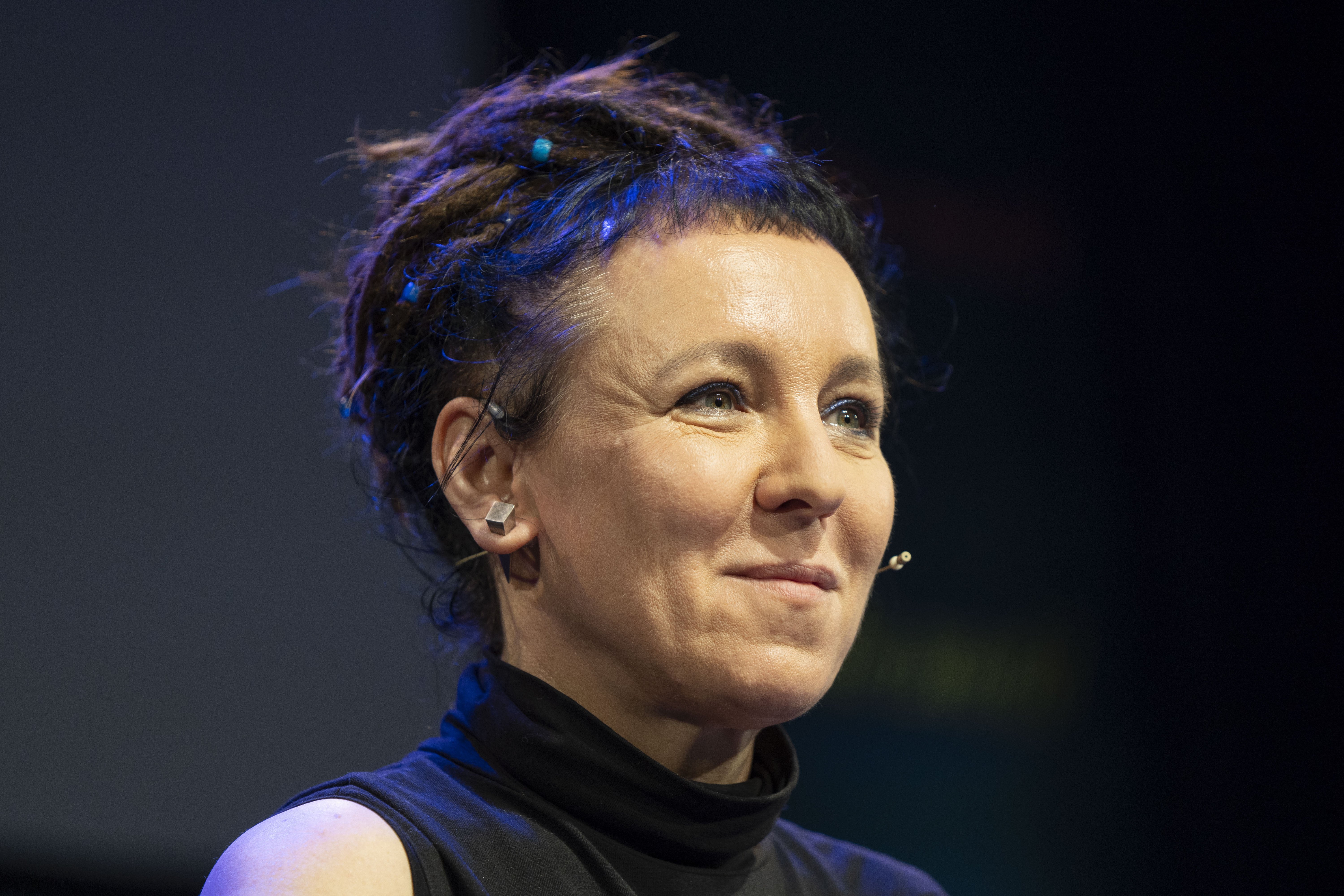 Olga Tokarczuk, auteur lauréat de Man Booker International 2018, au Hay Festival le 26 mai 2018 à Hay-on-Wye, Pays de Galles | Photo : Getty Image