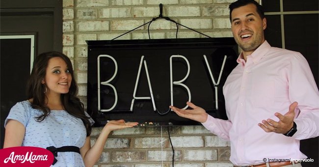 Jinger Duggar shows off her baby bump. But fans pay attention to her short dress and heels