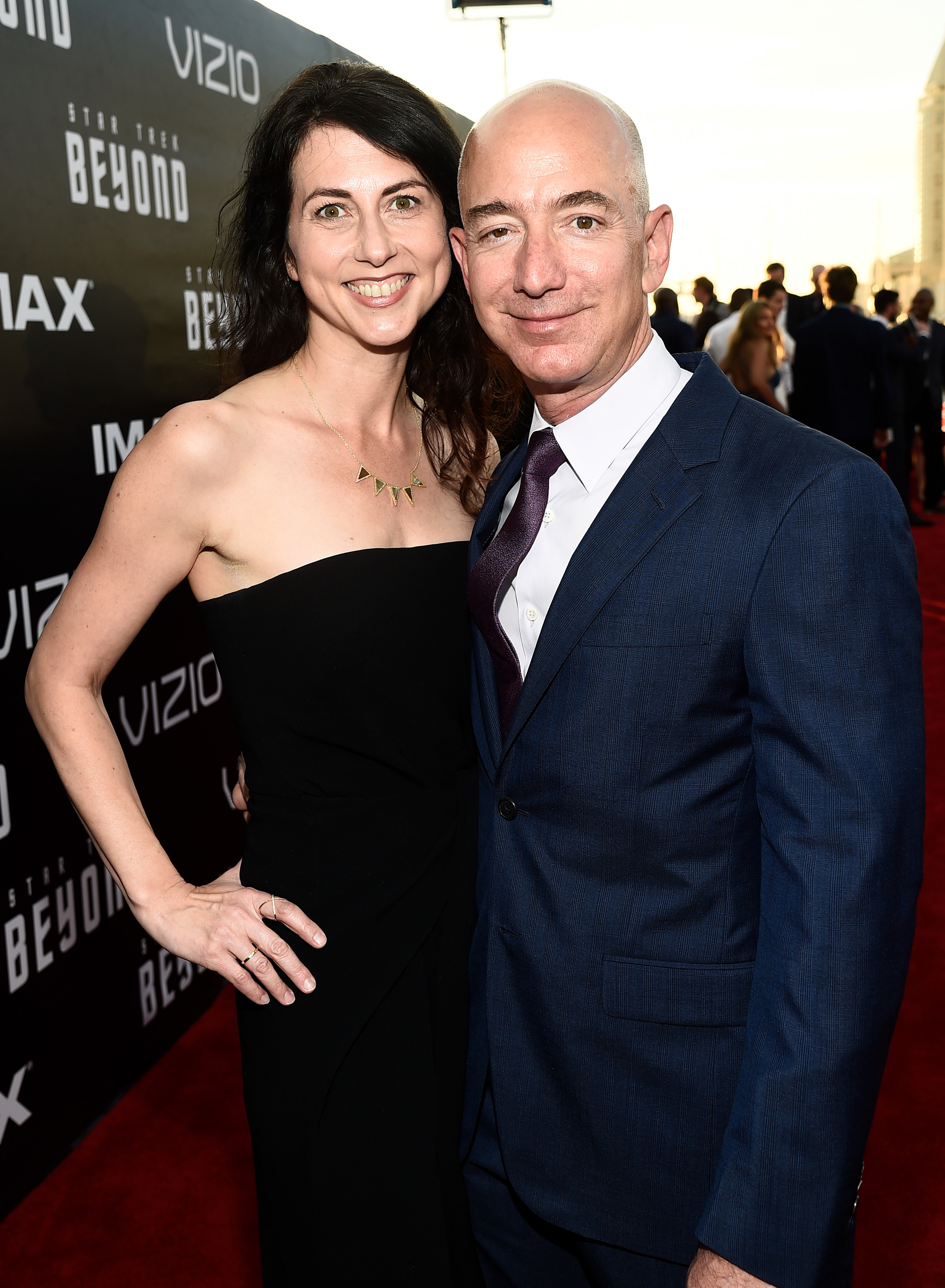MacKenzie Scott and Jeff Bezos attend the premiere of "Star Trek Beyond," 2016 | Source: Getty Images
