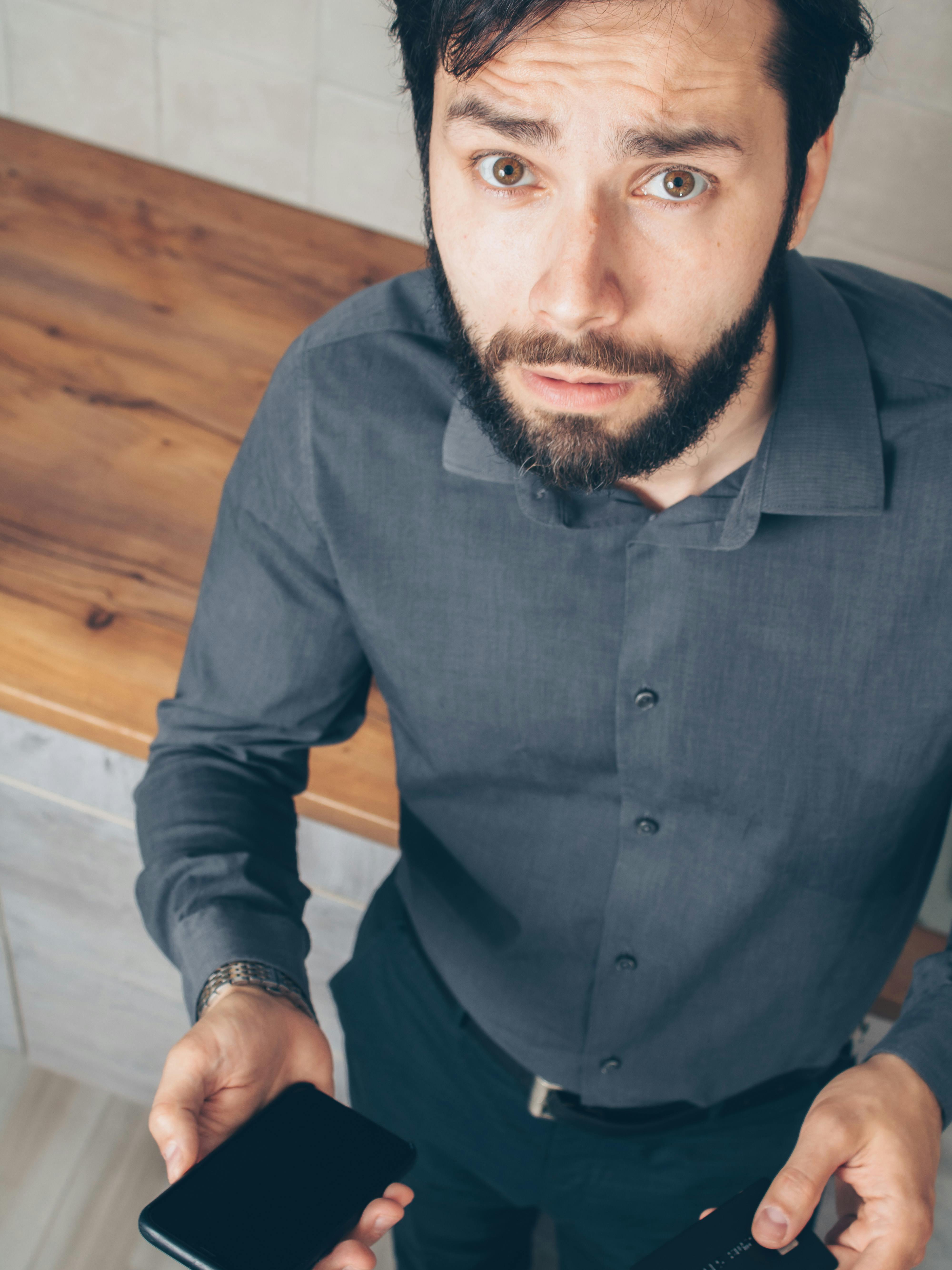 Confused man | Source: Pexels