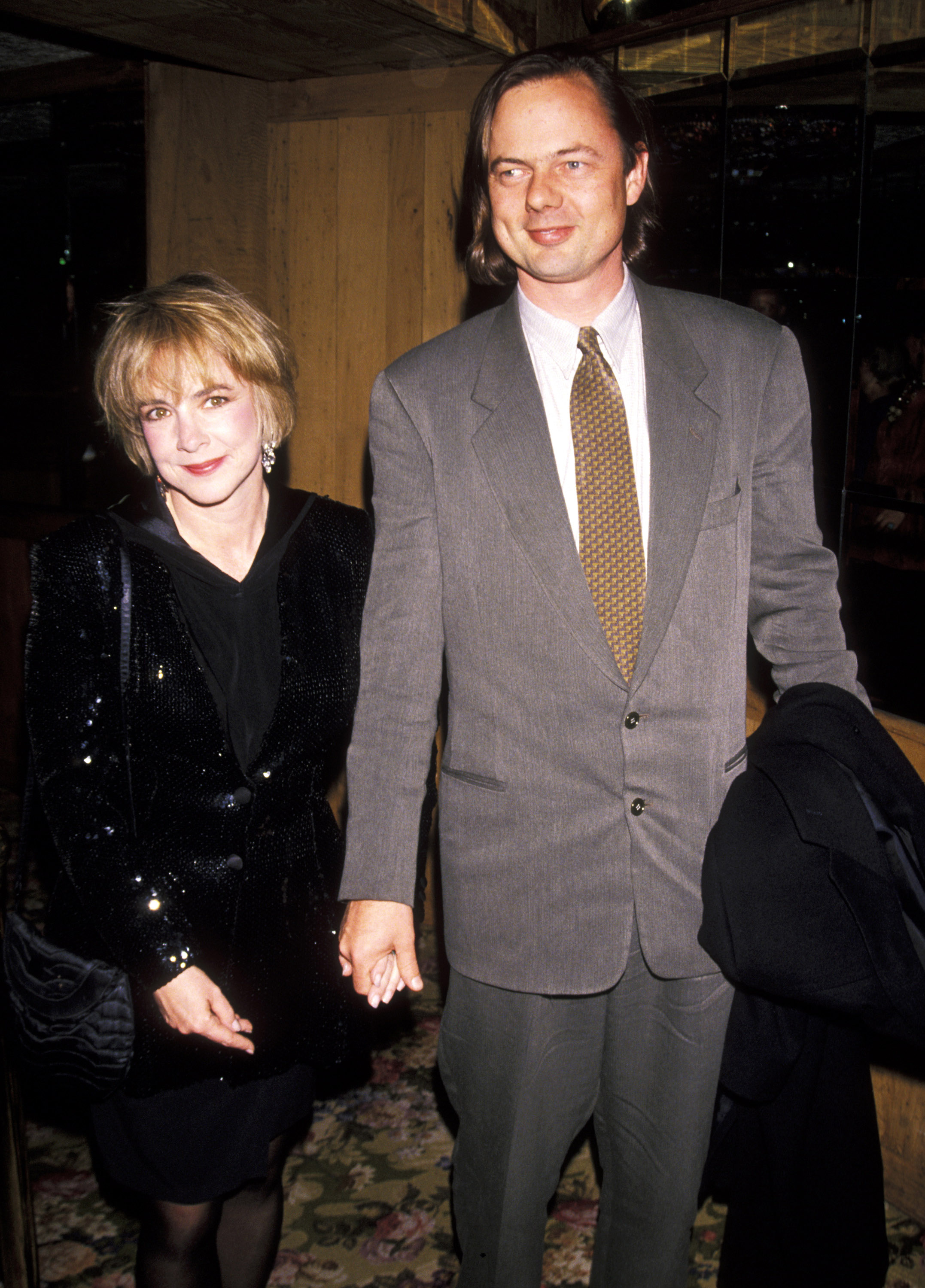 Stockard Channing moved across the pond after Daniel Gillham died. In this photo, she and her late partner attended a party for "Six Degrees of Separation" at Tavern on the Green on November 8, 1990, in New York City, New York. | Source: Getty Images