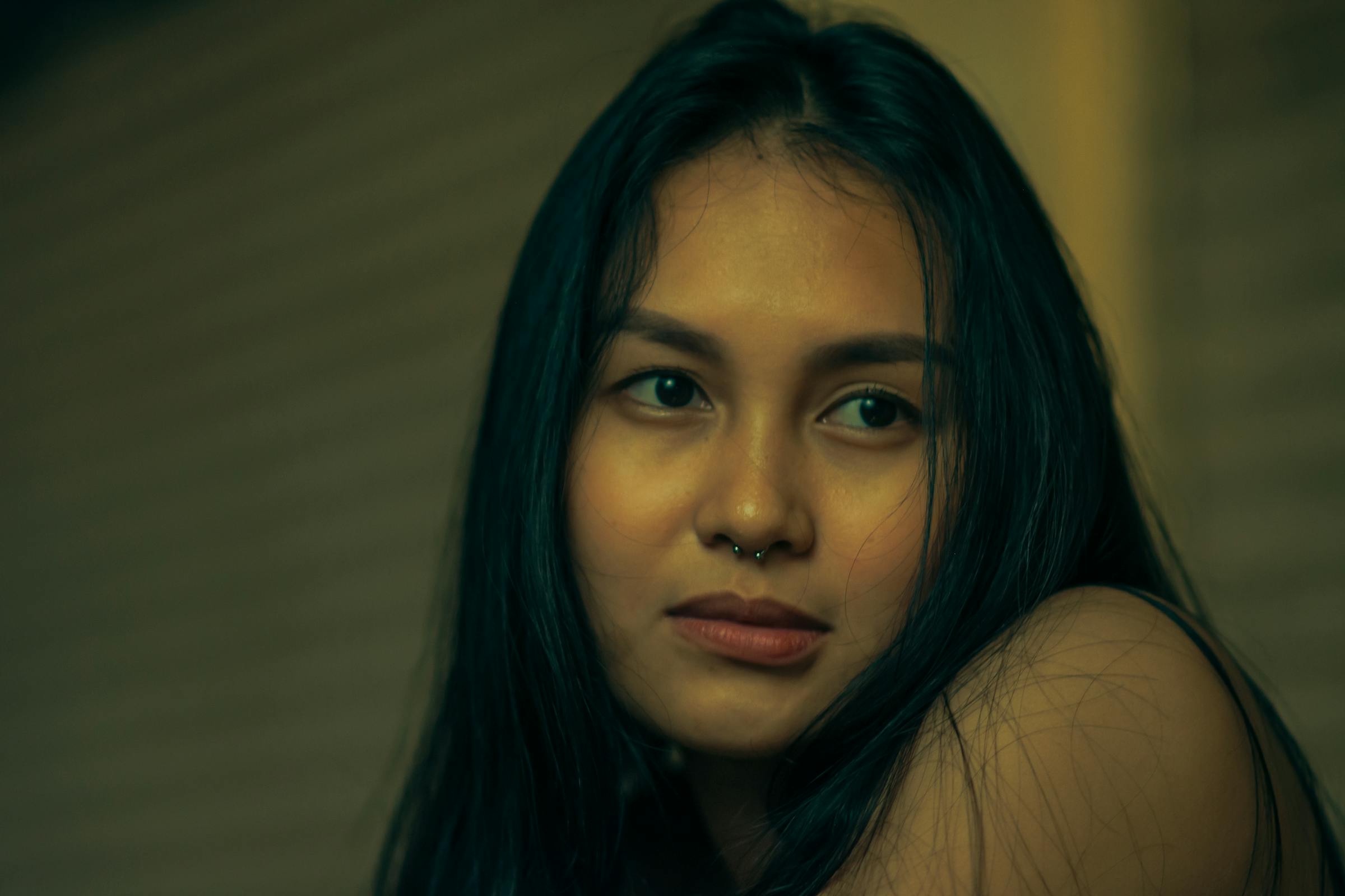 Teenage girl looking serious | Source: Pexels