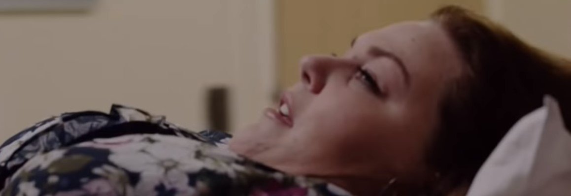 Kate being wheeled in on a stretcher in the latest "This is Us" promo | Photo: YouTube/TV Promos