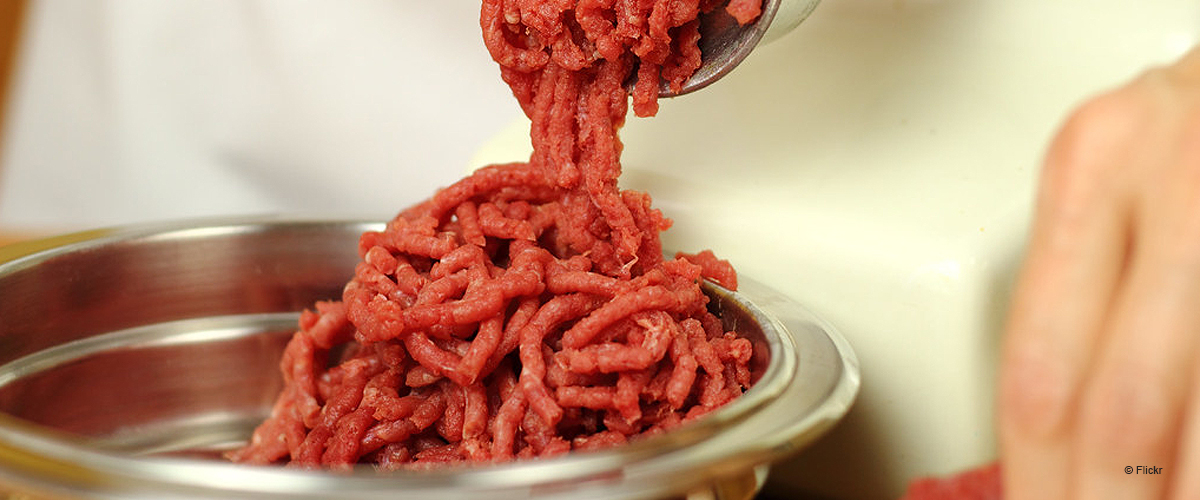 Over 165,000 Pounds of Ground Beef Linked to E. Coli Outbreak Recalled