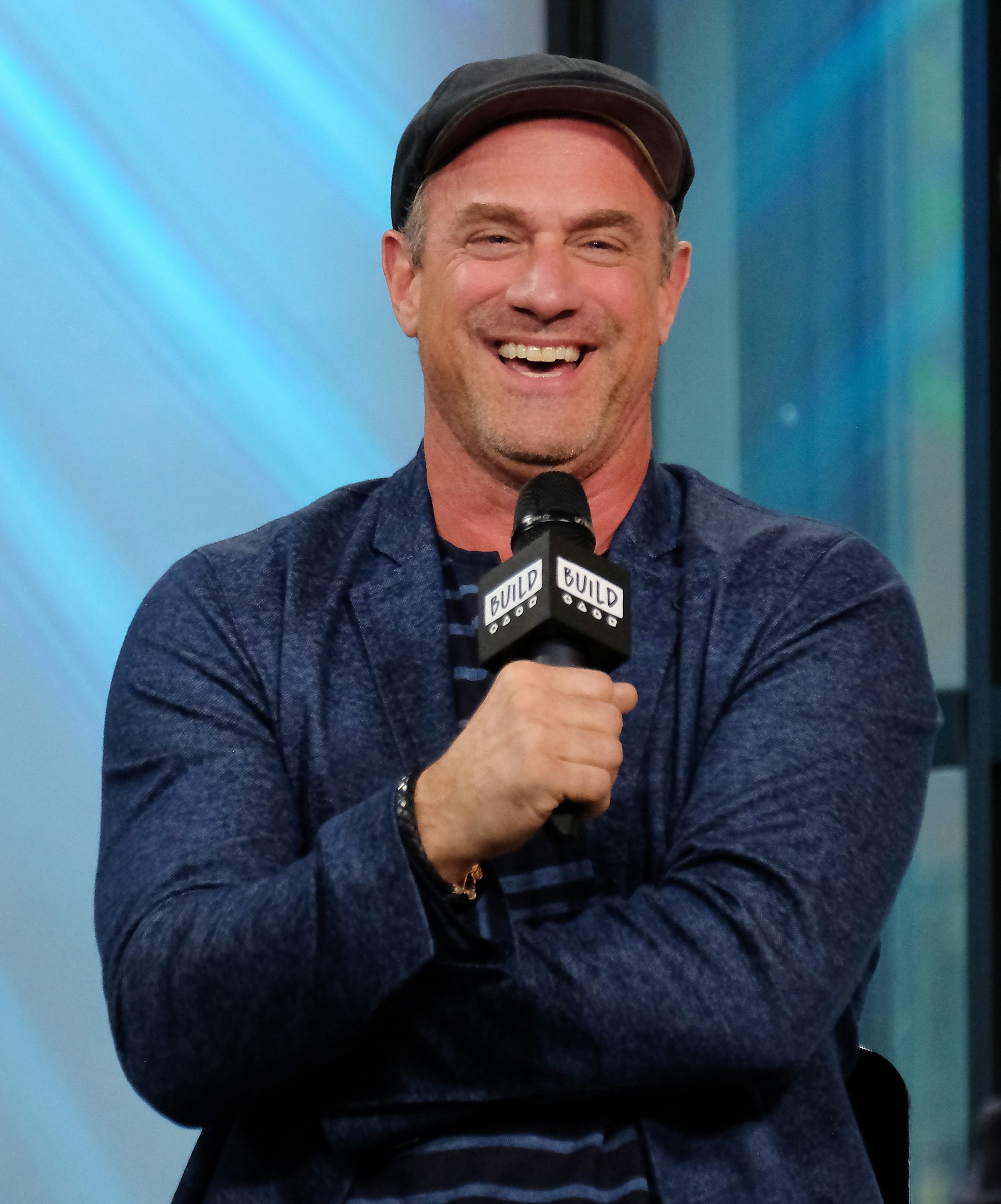 Christopher Meloni at the Build Series to discuss the Movie "Snatched" at Build Studio on May 8, 2017, in New York City | Photo: J. Countess/Getty Images