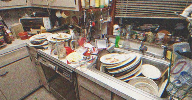 A kitchen full of dirty dishes | Source: Shutterstock