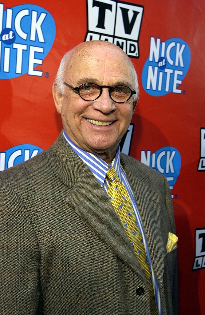 Gavin MacLeod attending the TV Land and Nick at Nite Upfront in "The Bat Cave" on Broadway, 2002, New York City. | Photo: Getty Images