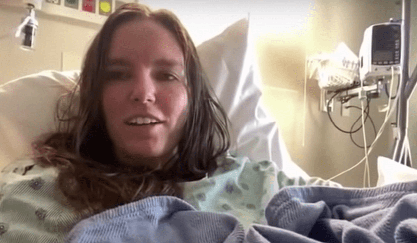 Lindsay Bull in her hospital bed during an interview. | Source: YouTube/Fox 13 News Utah