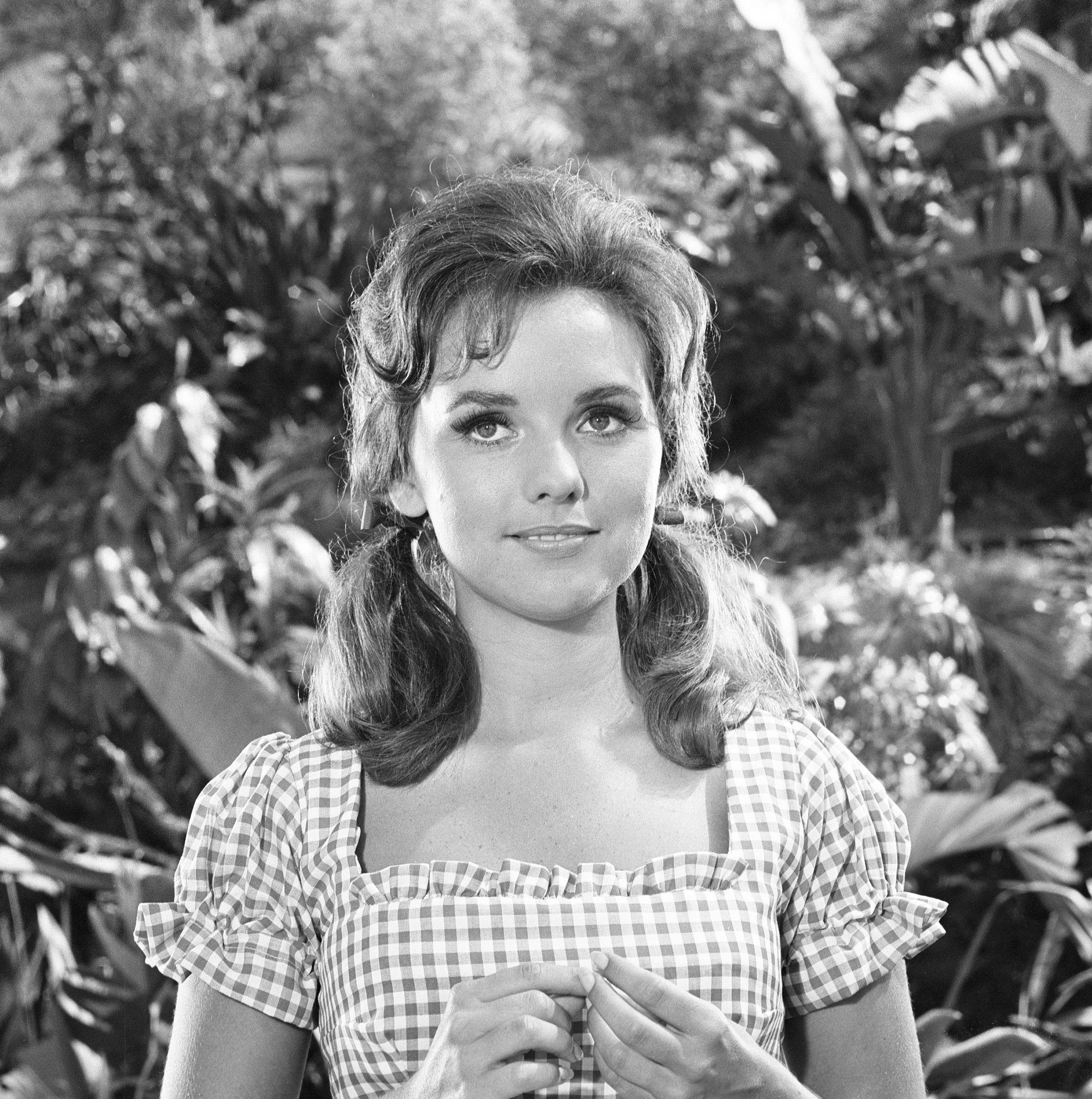 Dawn Wells as Mary Ann Summers for the episode "Two on a Raft" on the "Gilligan's Island" TV series on July 21, 1964. | Source: Getty Images