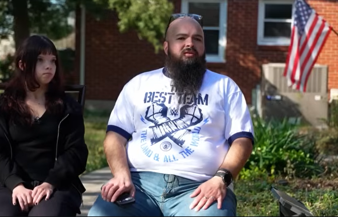 Xaviel Lugo and his daughter who survived the crash | Source: YouTube/@newschannel5