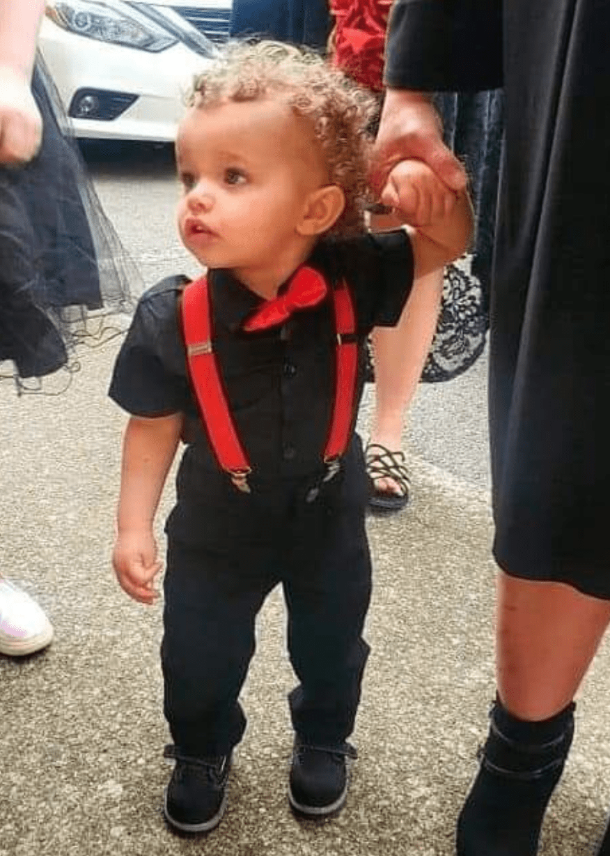 The 2-year-old who was swept away in a devastating flood and was found dead four days later is photographed before his passing | Photo: Twitter/NikkiMcGeeWKRN