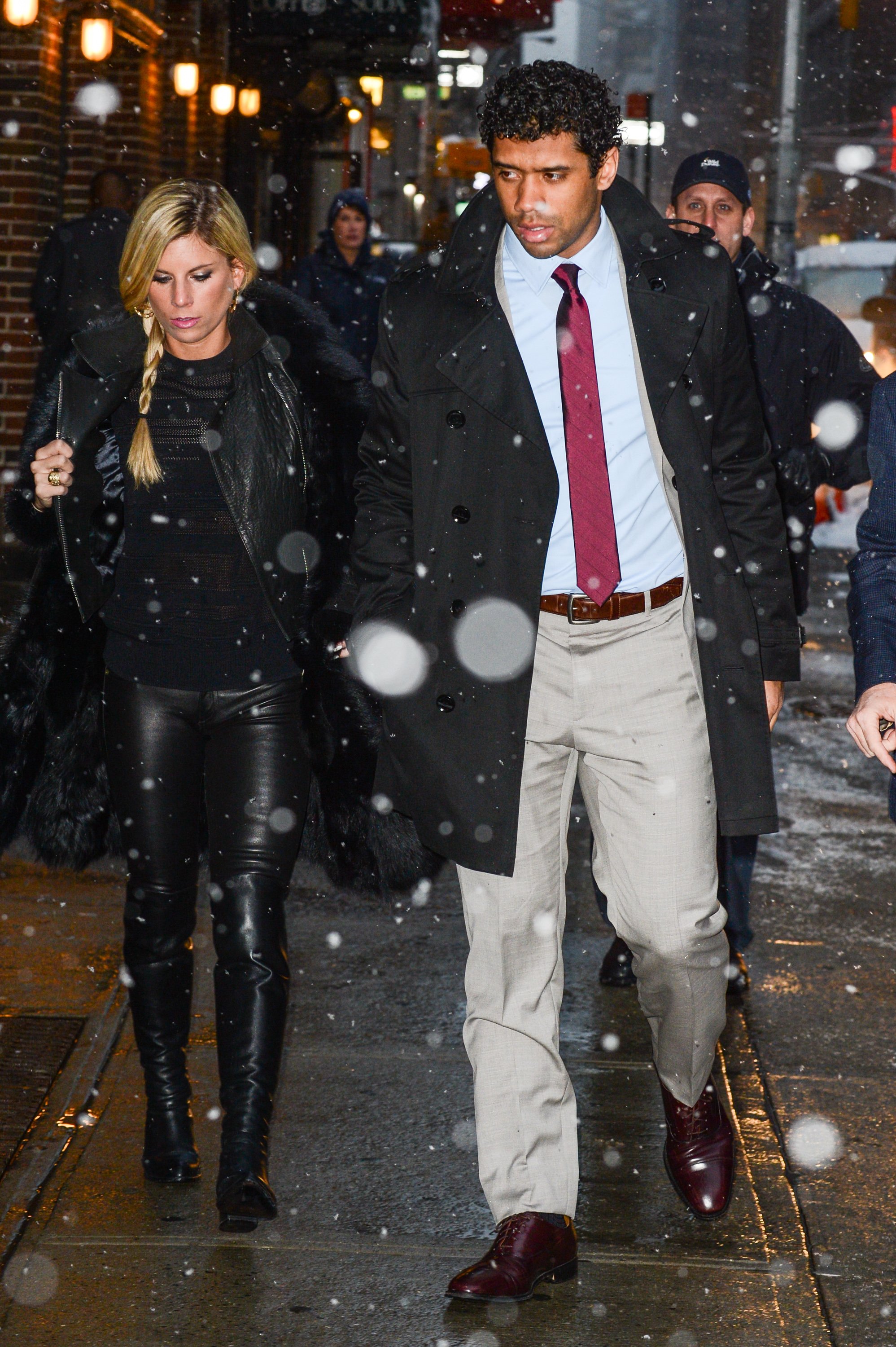 Russell Wilson and his ex-wife, Ashton Meem, are photographed as they enter the Ed Sullivan Theater for the "Late Show With David Letterman" taping on February 3, 2014, in New York City. | Source: Getty Images