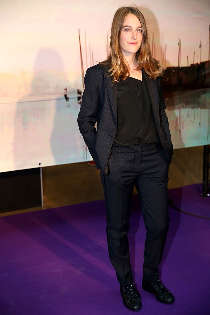 Fanny Sidney incarnant Camille dans la série. l Source : Getty Images Fanny Sidney incarnant Camille dans la série. l Source : Getty Images