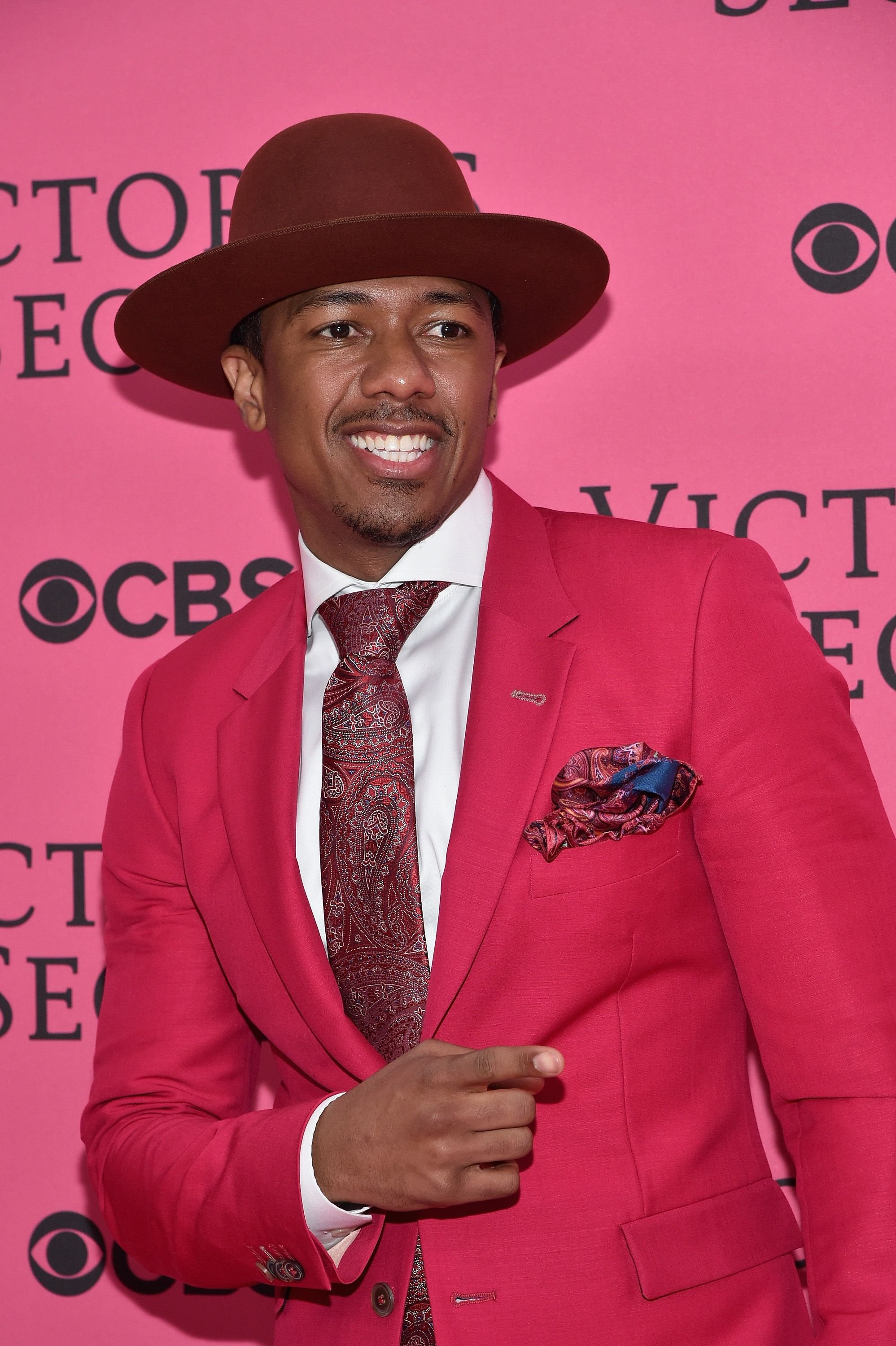 Nick Cannon at Victoria's Secret Fashion Show at Lexington Avenue Armory on November 10, 2015, in New York City | Photo: Mike Coppola/Getty Images