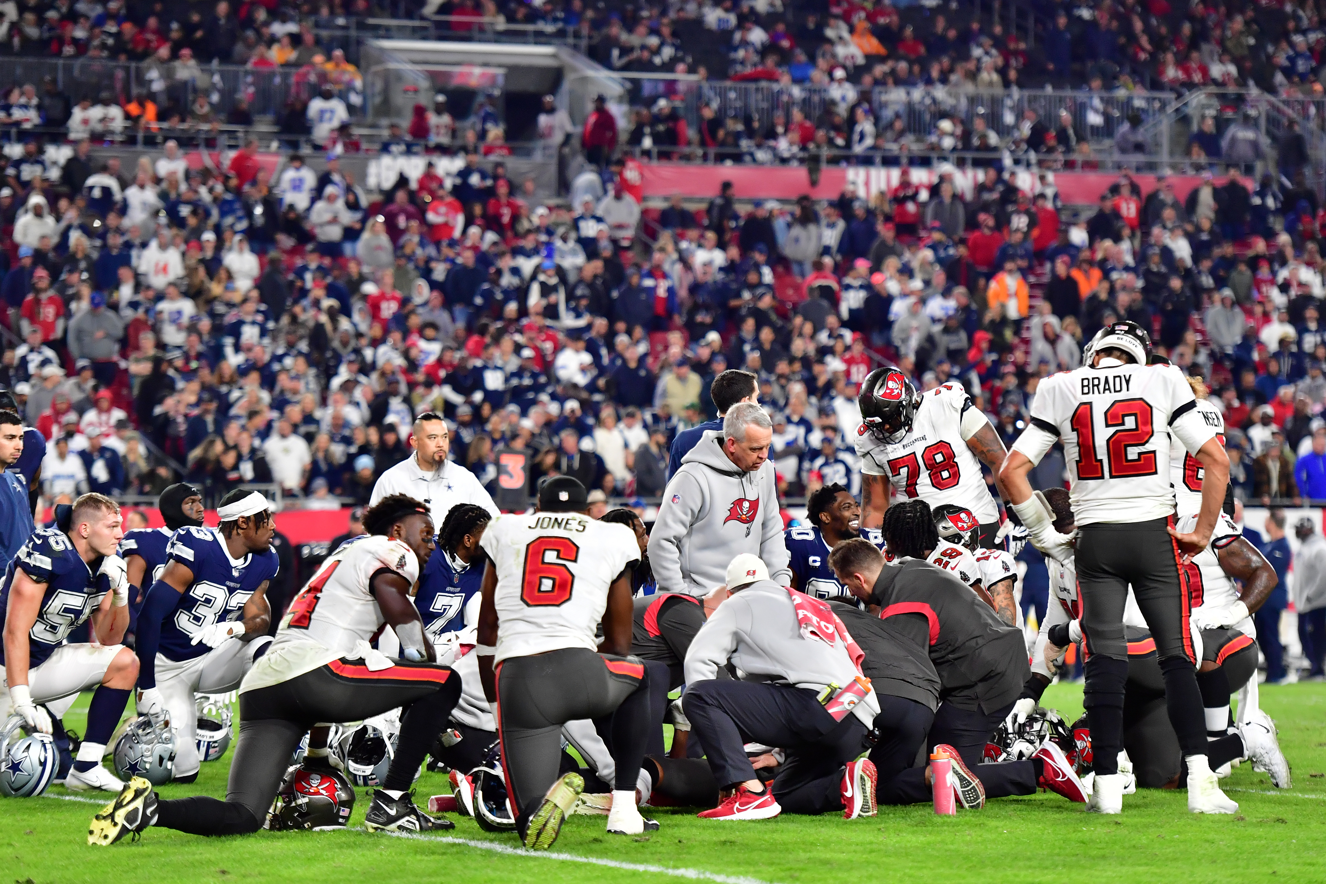 Tampa Bay Buccaneers vs. Dallas Cowboys. | Source: Getty Images