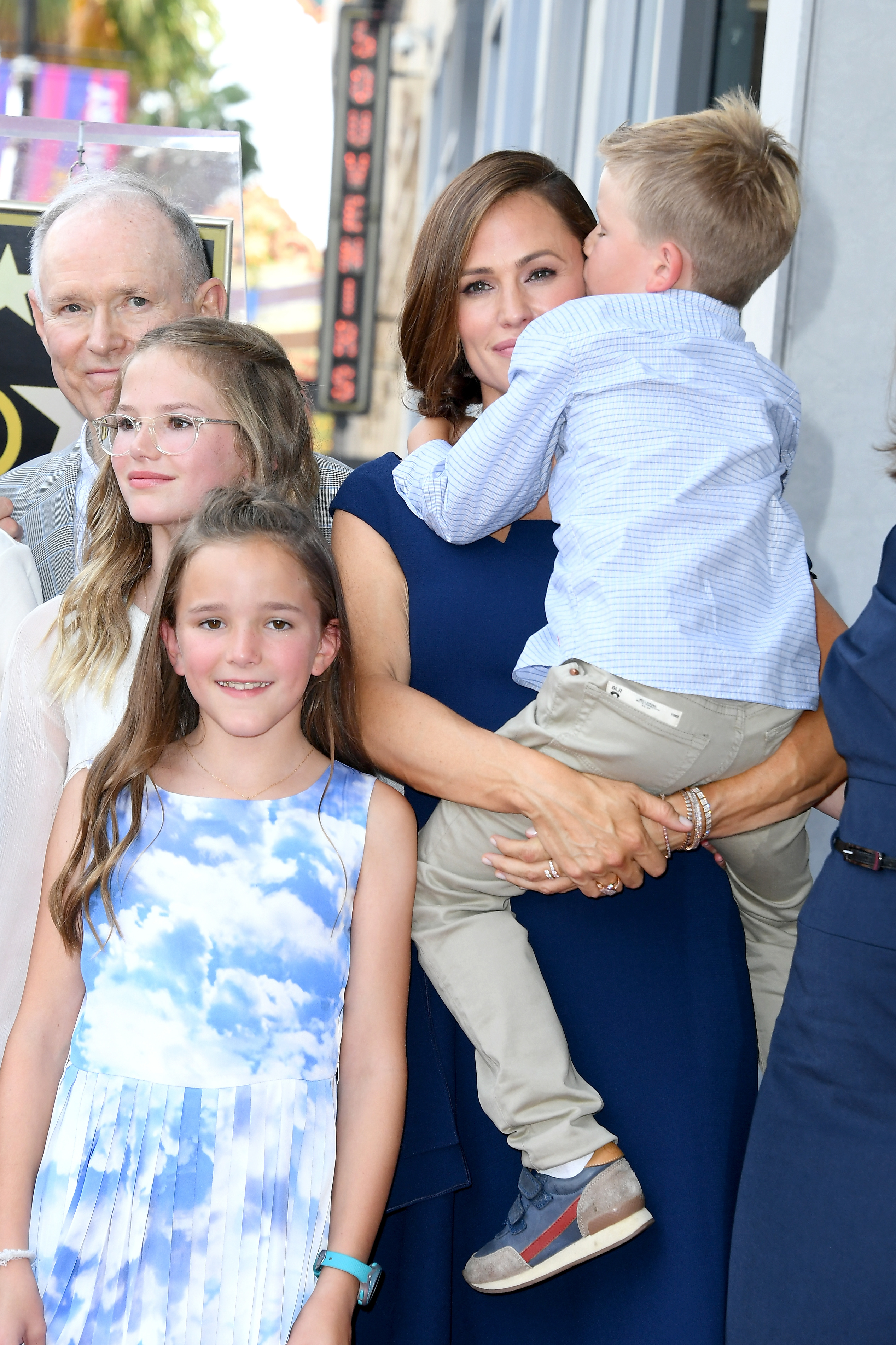 William John Garner, Violet, Seraphina, and Samuel Garner Affleck, and Jennifer Garner attend the ceremony honoring the actress with a star on the Hollywood Walk Of Fame on August 20, 2018, in Hollywood, California. | Source: Getty Images