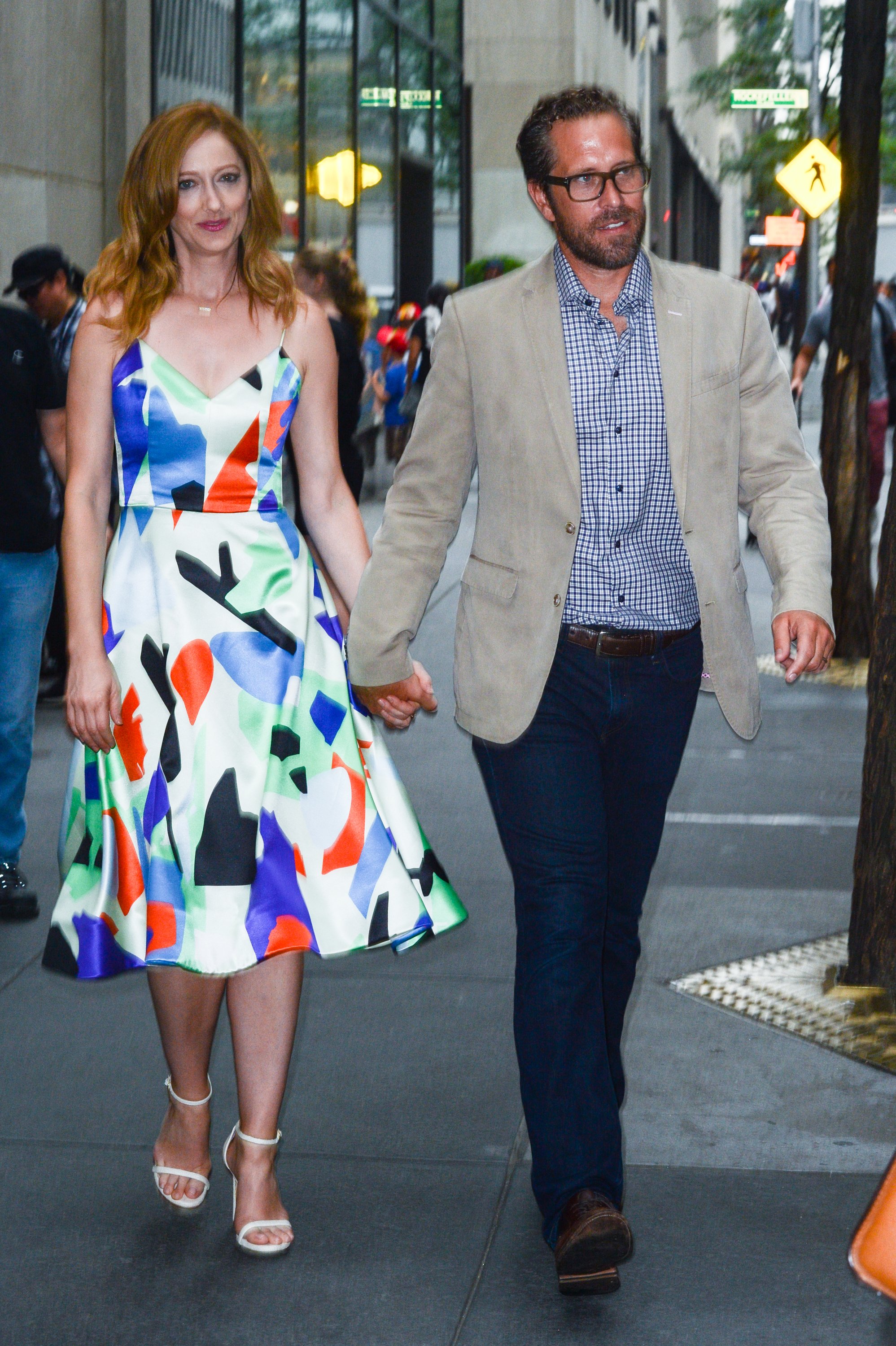 Judy Greer and Dean E. Johnsen at the NBC Rockefeller Center Studios on July 15, 2015  | Source: Getty Images