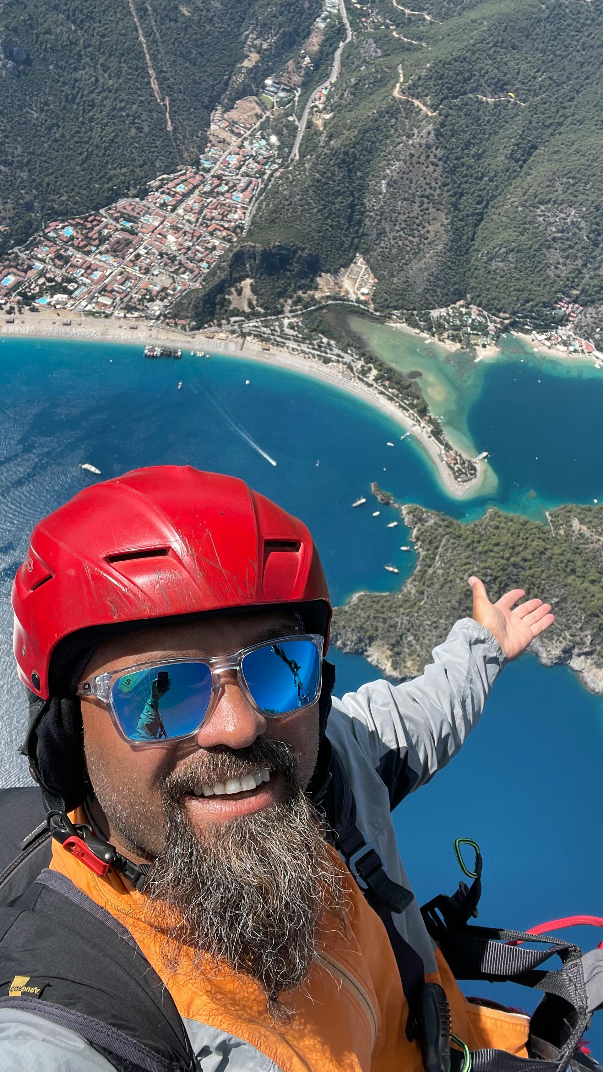 A happy skydiver in the air | Source: Pexels