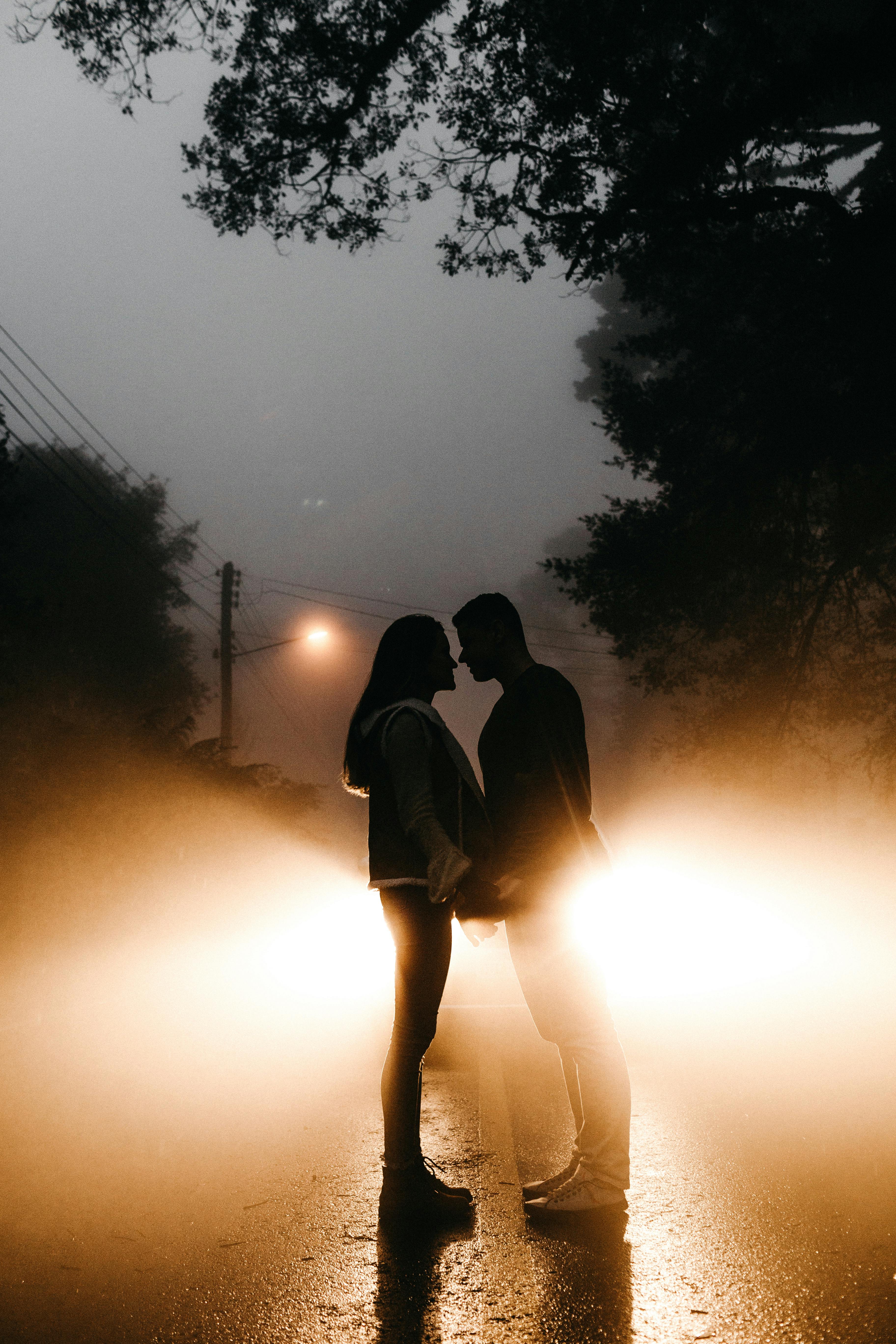 A couple sharing a moment outside | Source: Pexels