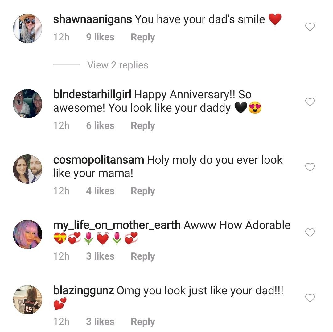 A screenshot of fans' comment on Miranda Lambert's post. | Photo: Instagram/mirandalambert