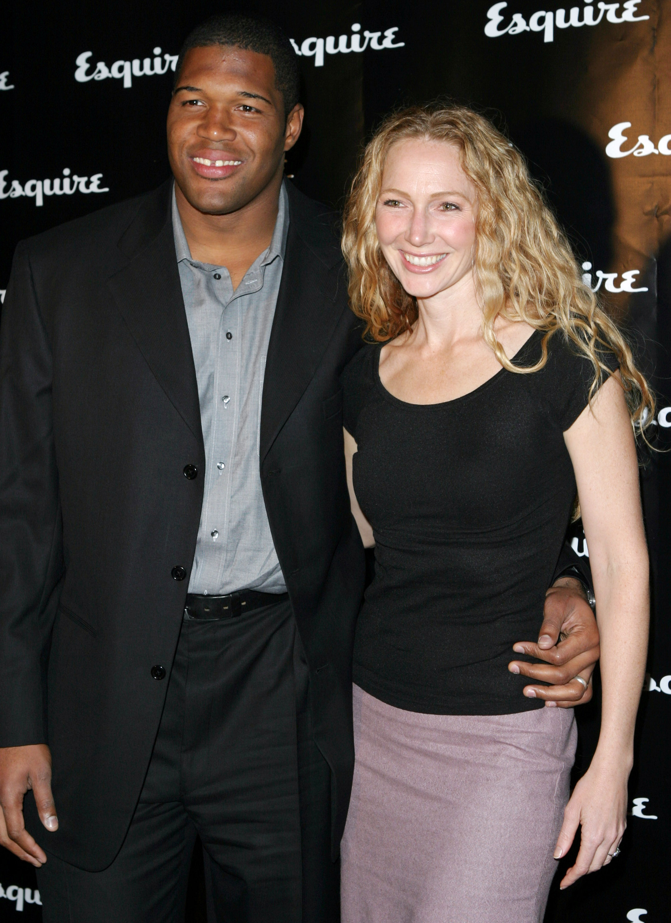 Michael Strahan and Jean Muggli at the Esquire Apartment Launch Party in New York City in 2003. | Source: Getty Images