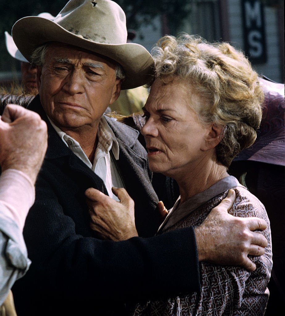 Paul Fix and Ellen Corby during season of "The Guns of Will Sonnett" on August 2, 1968. | Photo: Getty Images.