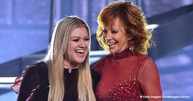 Reba McEntire Shed a Light on How She Deals with Her Famous Relative Kelly Clarkson