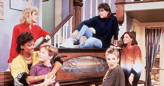 Cast of the '80s sitcom, "Facts of life" on set of the movie.| Photo: Getty Images.