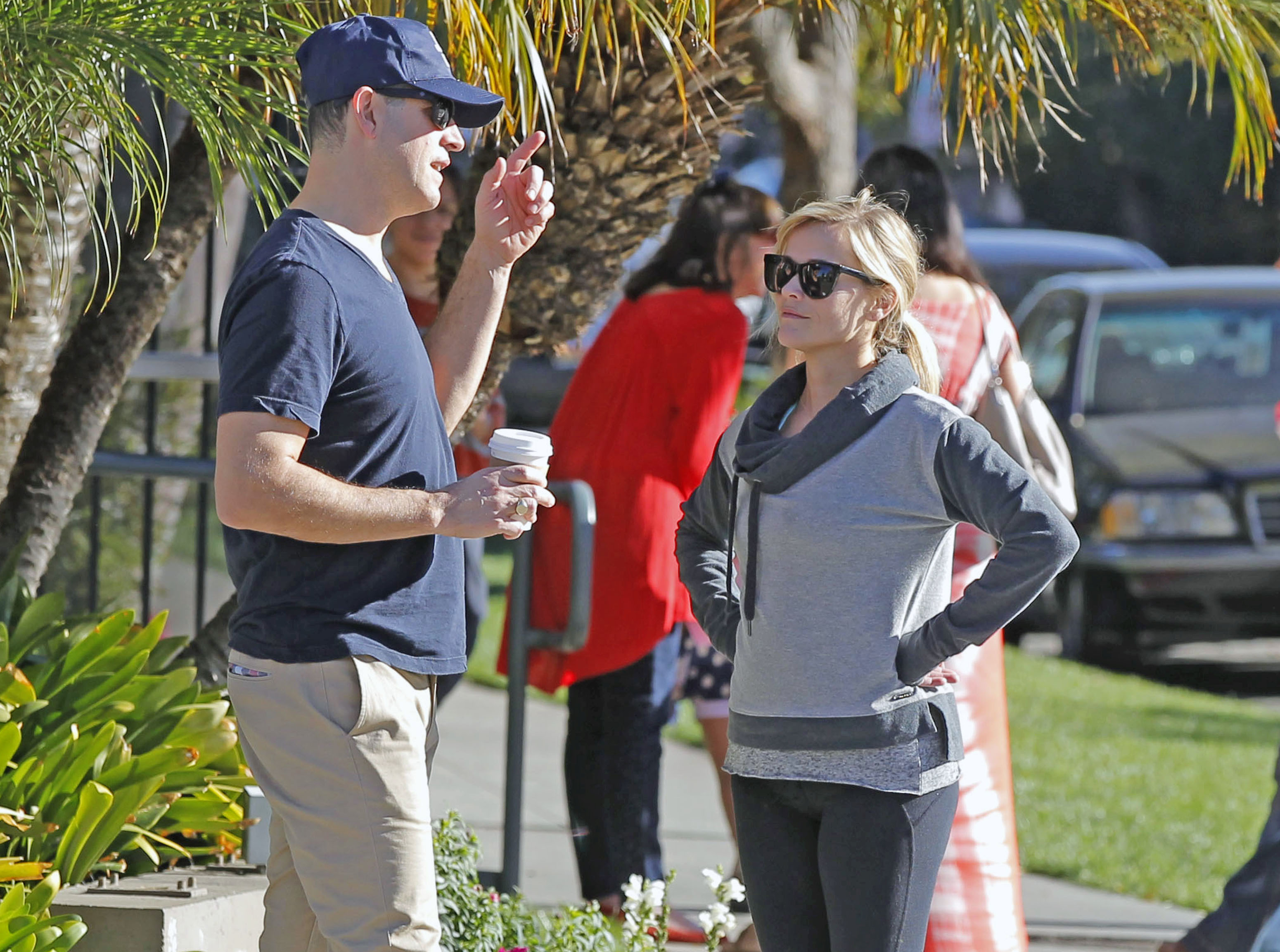 Reese Witherspoon and husband Jim Toth on February 13, 2015 in Los Angeles, California | Source: Getty Images
