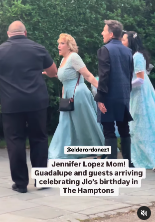 Guadalupe Rodríguez walking into Jennifer Lopez's 55th birthday bash, posted on July 23, 2024 | Source: Instagram/elderordonez1