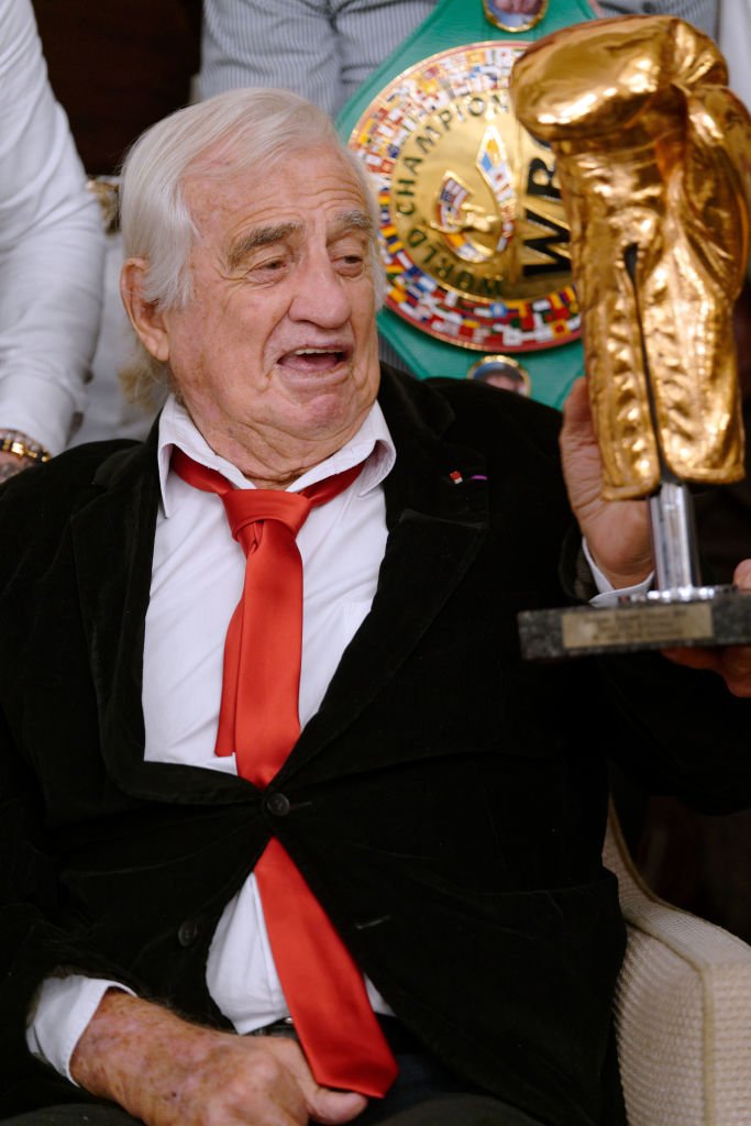 Jean-Paul Belmondo assiste à la cérémonie des gants d'or le 18 octobre 2019 à Bruxelles, en Belgique. | Photo : Getty Images