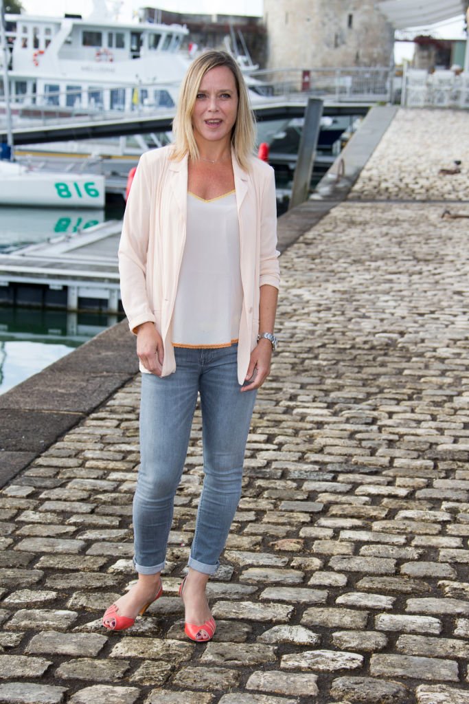 Marie Guillard assister à "Marjorie, il etait une Fois" Photocall lors du 19e Festival de TV Fiction à La Rochelle le 16 septembre 2017 à La Rochelle, France. | Photo : Getty Images Marie Guillard assister à "Marjorie, il etait une Fois" Photocall lors du 19e Festival de TV Fiction à La Rochelle le 16 septembre 2017 à La Rochelle, France. | Photo : Getty Images