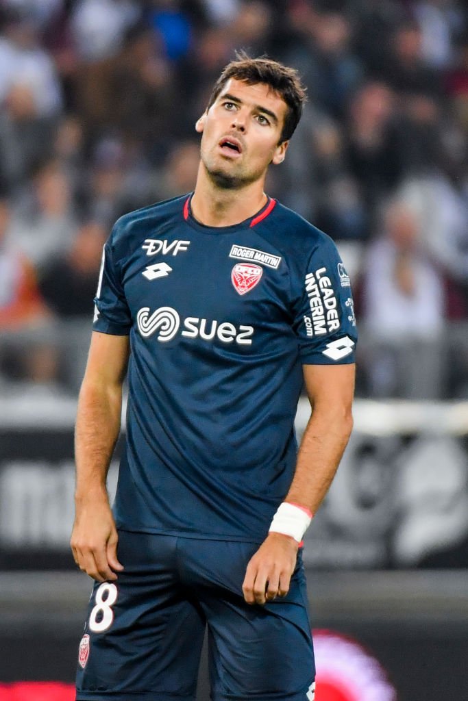 Yoann Gourcuff de Dijon lors du match de Ligue 1 entre Amiens et Dijon au Stade de la Licorne. |Photo : Getty Images