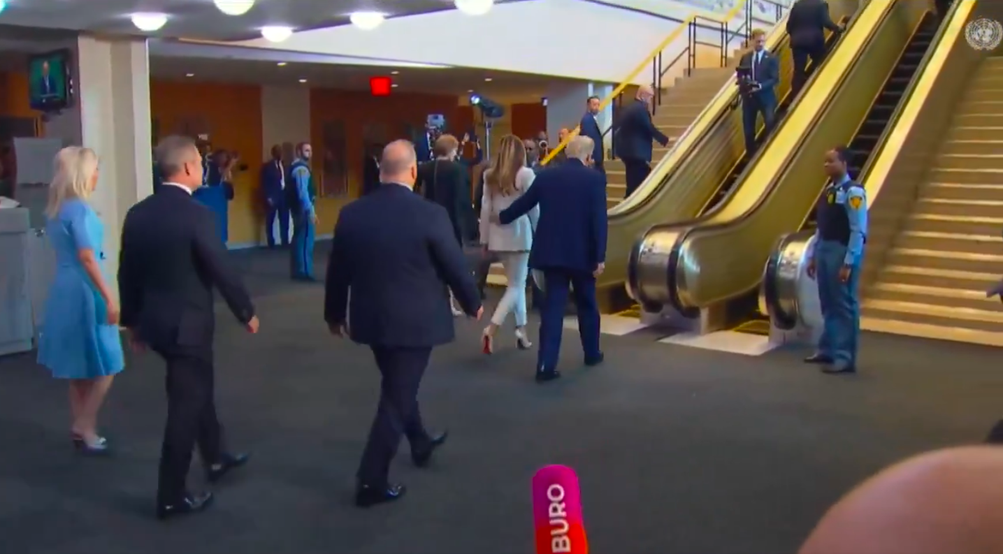 Donald and Melania Trump making their way to the escalator with the U.S. delegation, posted on September 23, 2025. | Source: X/@Cachoperiodista