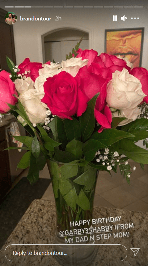 Brandon Frankel shares a picture of Gabby Sidibe's birthday bouquet. | Photo: Instagram/Brandontour