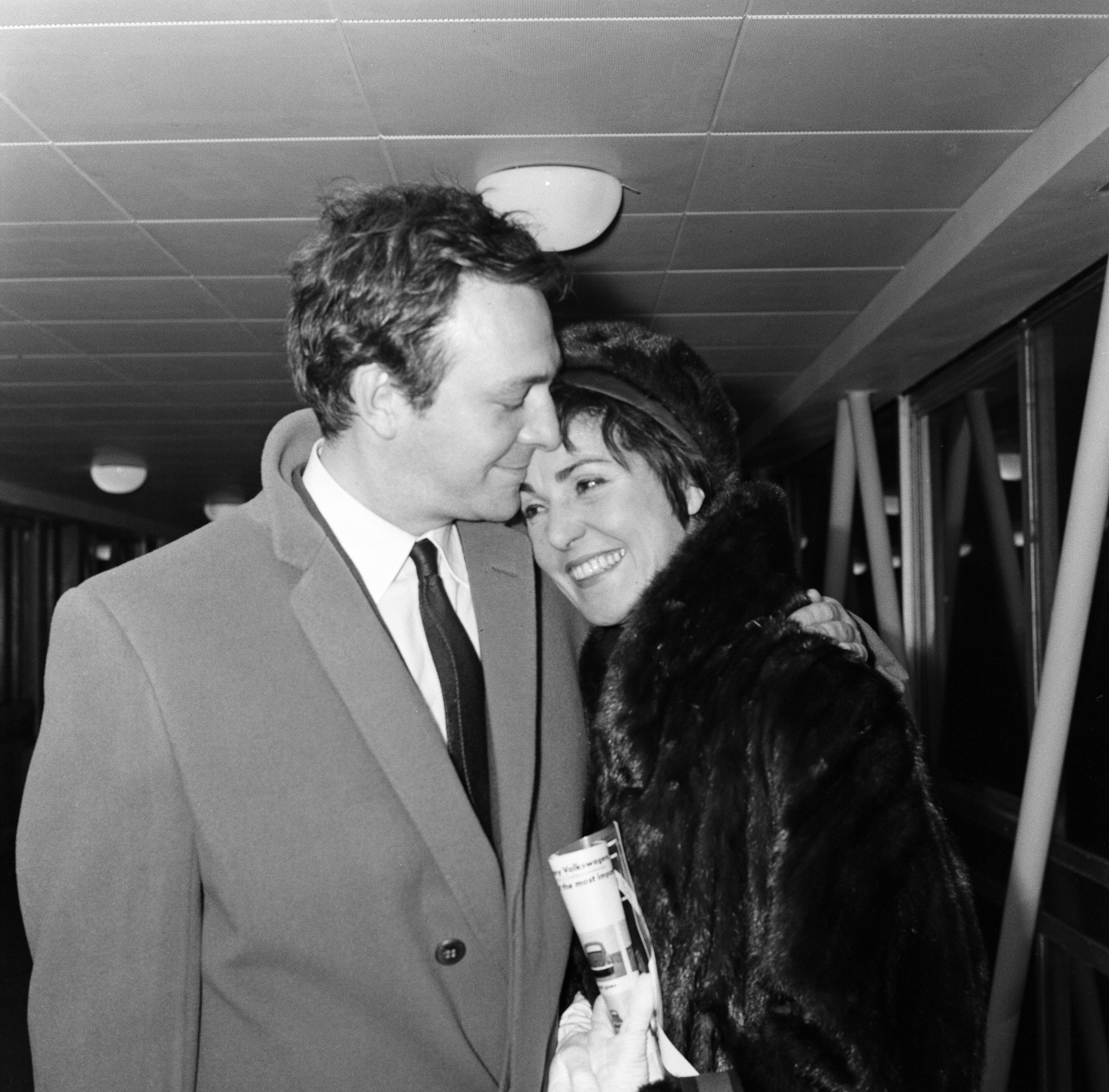 Christopher Plummer and Patricia Lewis are pictured at LAP on January 6, 1963 | Source: Getty Images