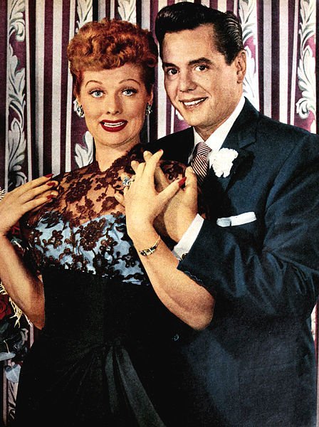 Lucille Ball and Desi Arnaz, 1950. | Source: Wikimedia Commons Lucille Ball and Desi Arnaz, 1950. | Source: Wikimedia Commons
