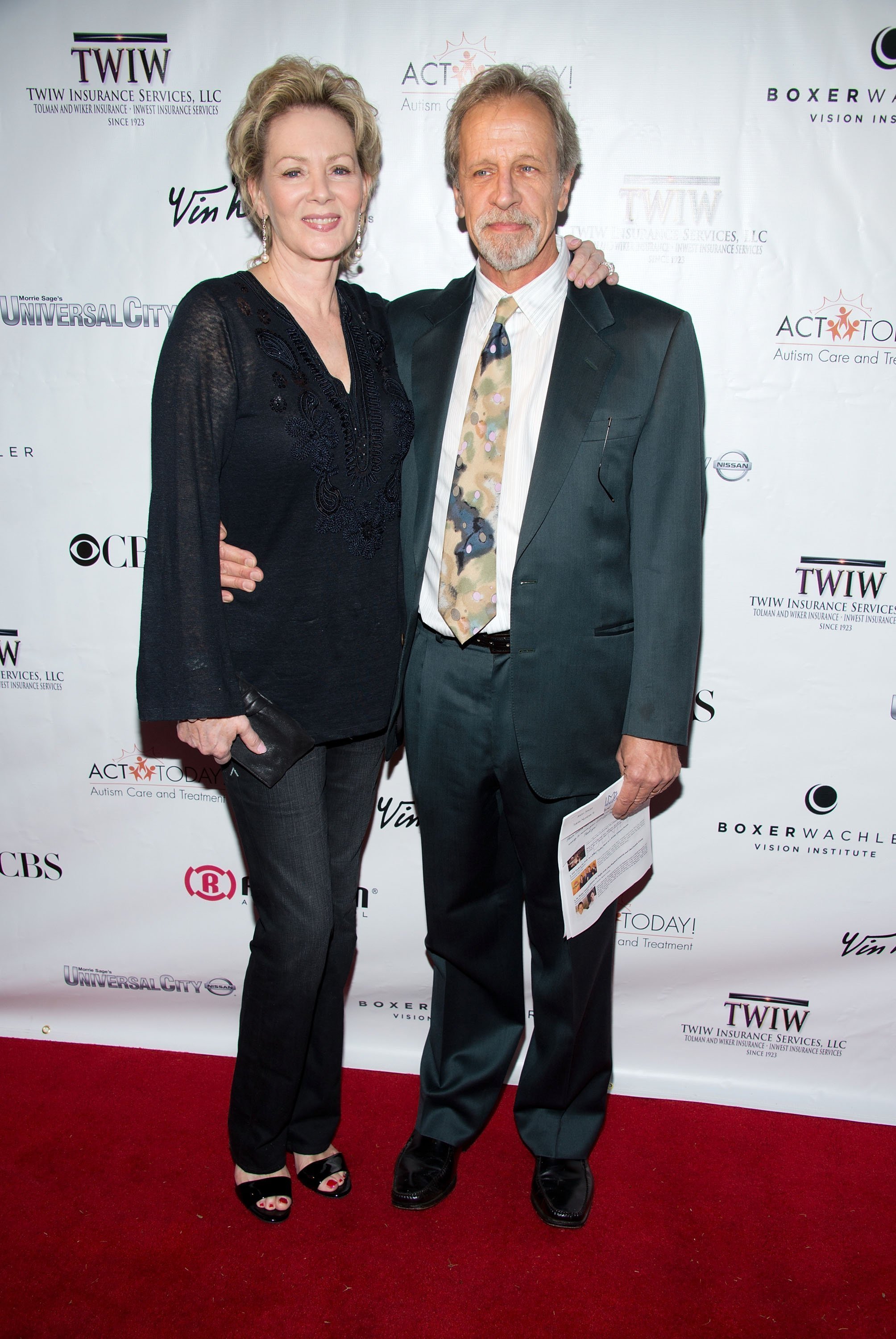 Jean Smart and actor Richard Gilliland arrive at the ACT Today!'s 7th Annual Denim & Diamonds For Autism Benefit. | Source: Getty Images